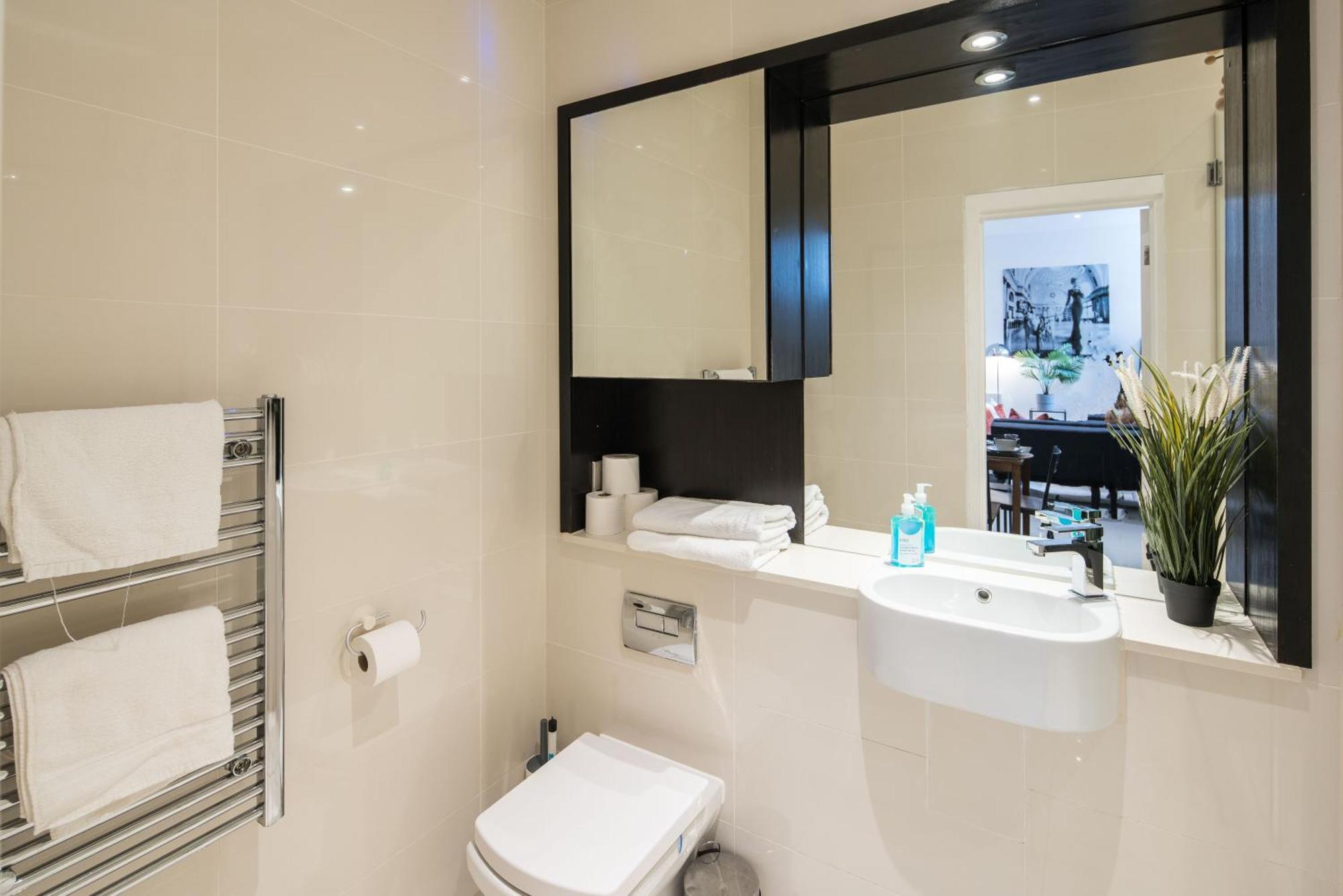 Al Re Apartment London Ngoại thất bức ảnh